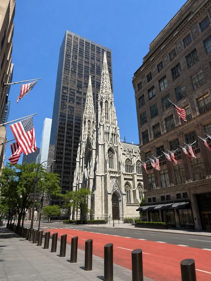 St. Patrick's Cathedral — Fifth Avenue exterior